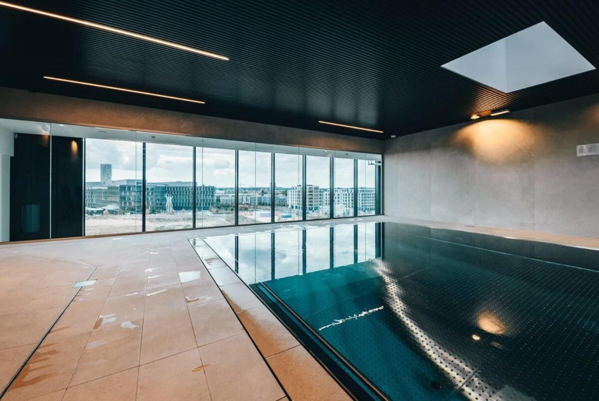 Appartement De Luxe 1 Chambre A Coucher, Centre Commercial, Piscine Et Fitness Люксембург Екстер'єр фото